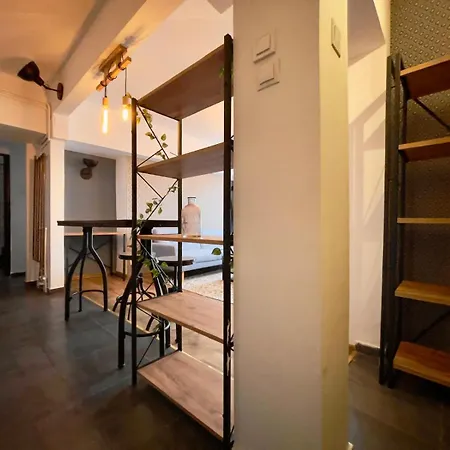 Bugatti's Flat Bukarest