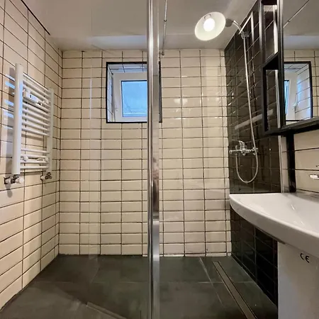 Bugatti's Flat Apartment